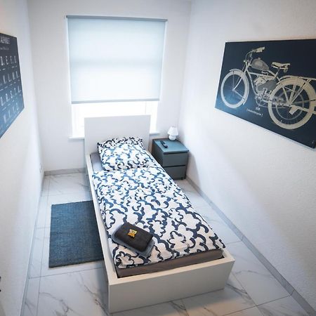 Nord-Apartment 4 I 2 Zimmer Mit Wlan & Smart-Tv Bremerhaven Bagian luar foto
